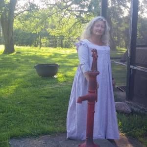 Meet your Posher, Samantha